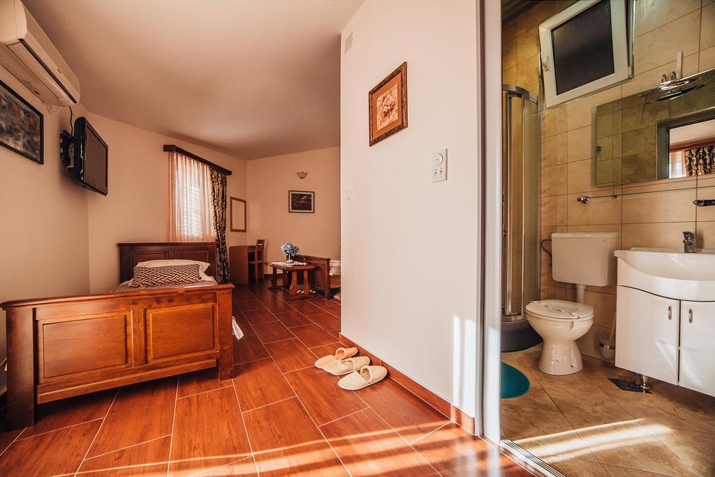 Guest House Sebelj Budva Zimmer foto