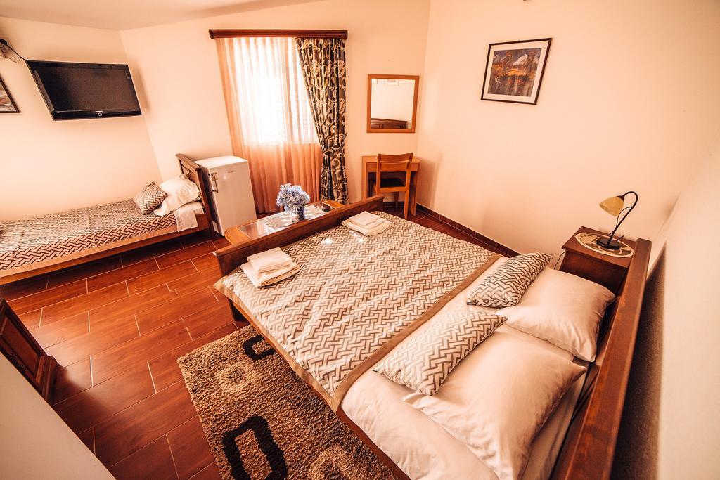 Guest House Sebelj Budva Zimmer foto